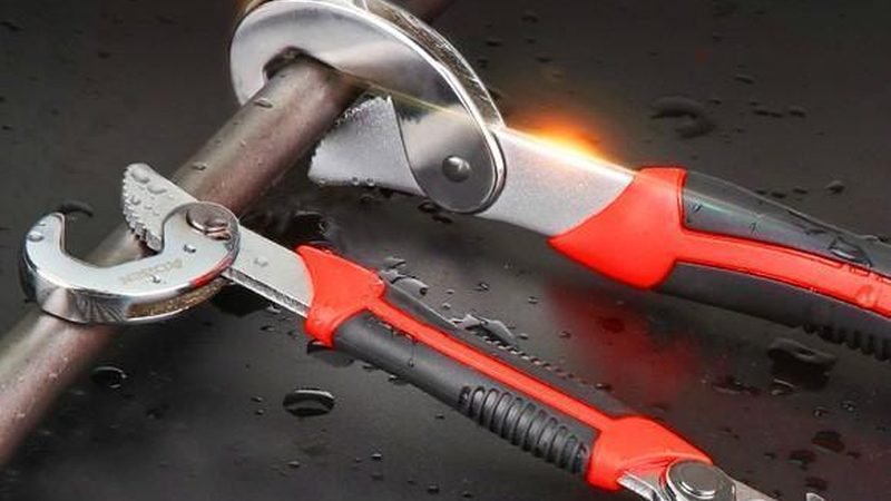 汽修工具：气动与电动，谁才是汽修师傅的得力助手？**